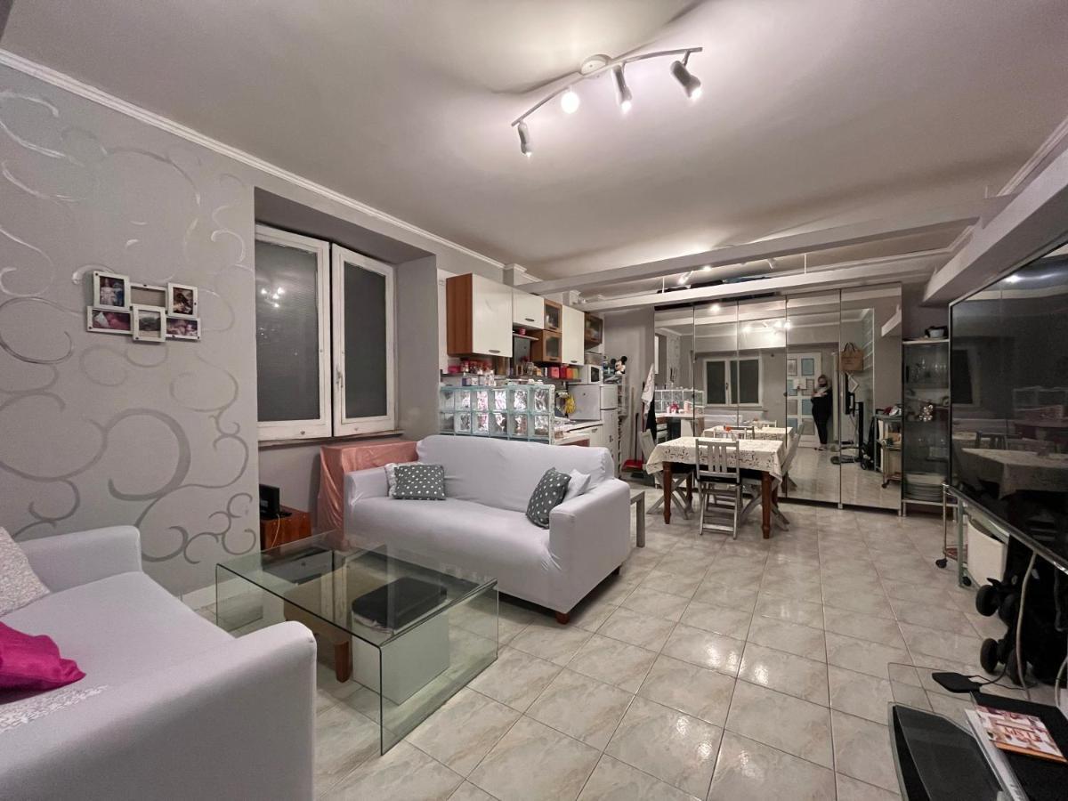 רומא Affitto Due Camere, Due Bagni In Villa מראה חיצוני תמונה