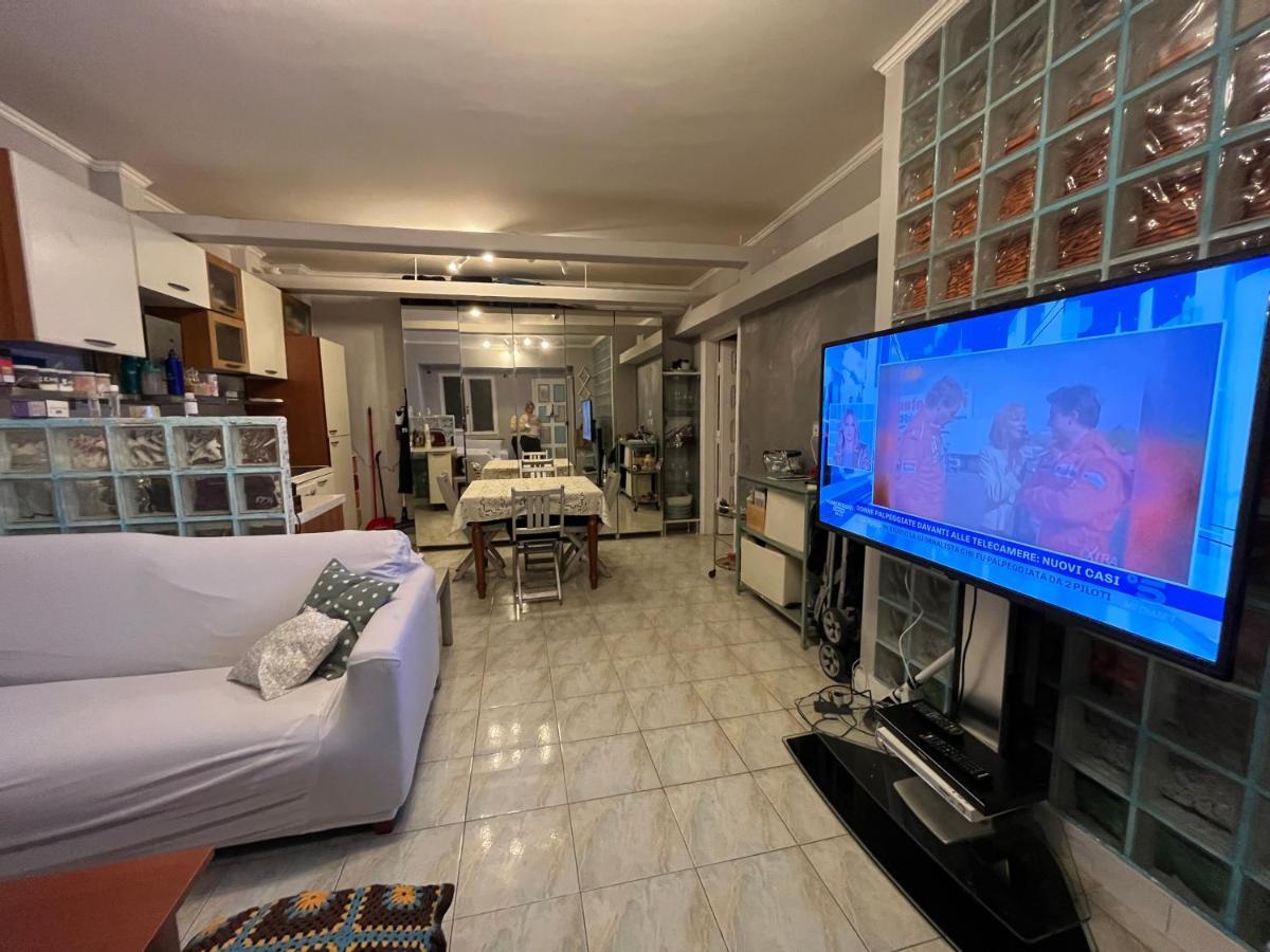 רומא Affitto Due Camere, Due Bagni In Villa מראה חיצוני תמונה