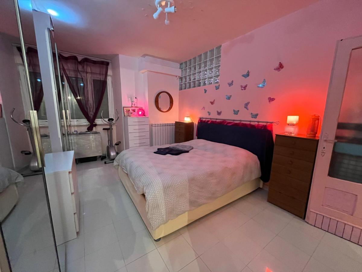 רומא Affitto Due Camere, Due Bagni In Villa מראה חיצוני תמונה