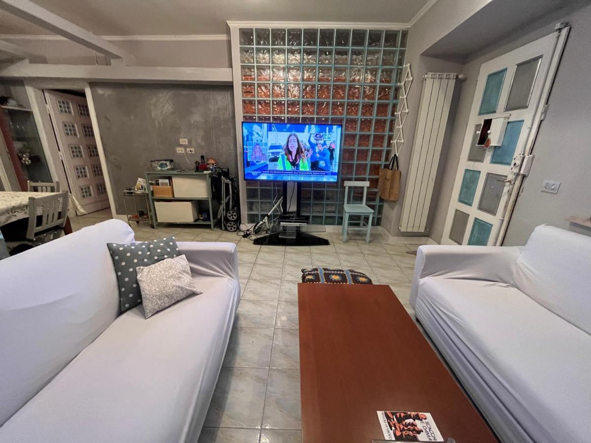 רומא Affitto Due Camere, Due Bagni In Villa מראה חיצוני תמונה