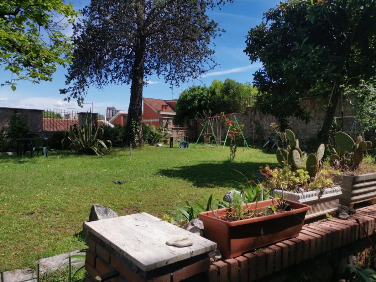 רומא Affitto Due Camere, Due Bagni In Villa מראה חיצוני תמונה